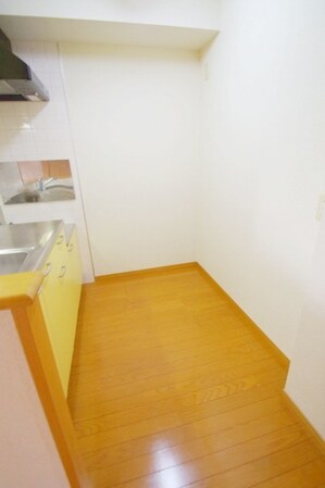 パイン・ヒルズ参番館の物件内観写真